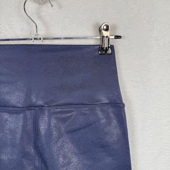 OFFLINE By Aerie The Hugger Crossover High Waisted Crackle Legging Blue Small - Picture 5 of 12